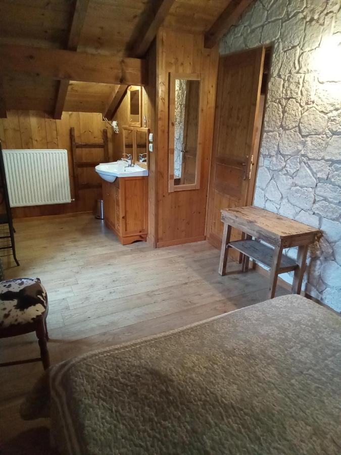 Chalet Independant " L'Anfian-Ne" لي كونتامين مونتجوا المظهر الخارجي الصورة