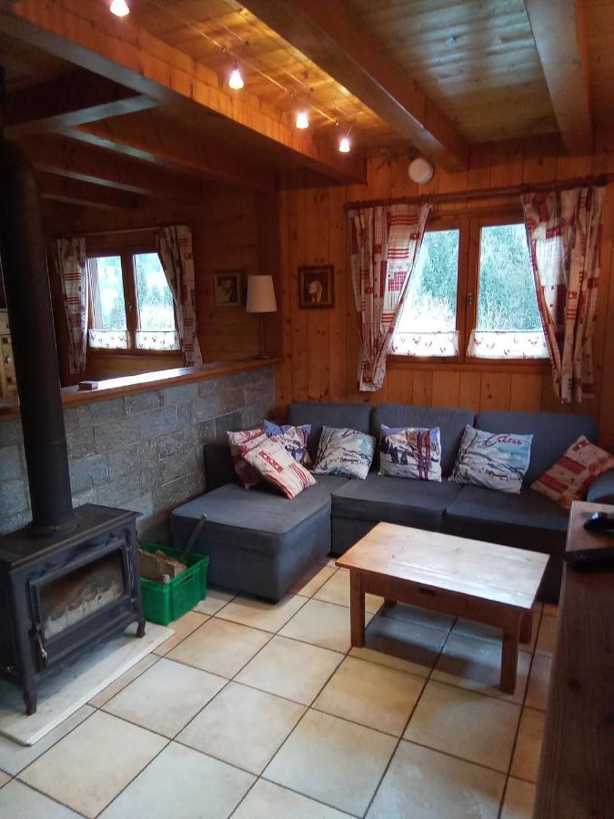 Chalet Independant " L'Anfian-Ne" لي كونتامين مونتجوا المظهر الخارجي الصورة